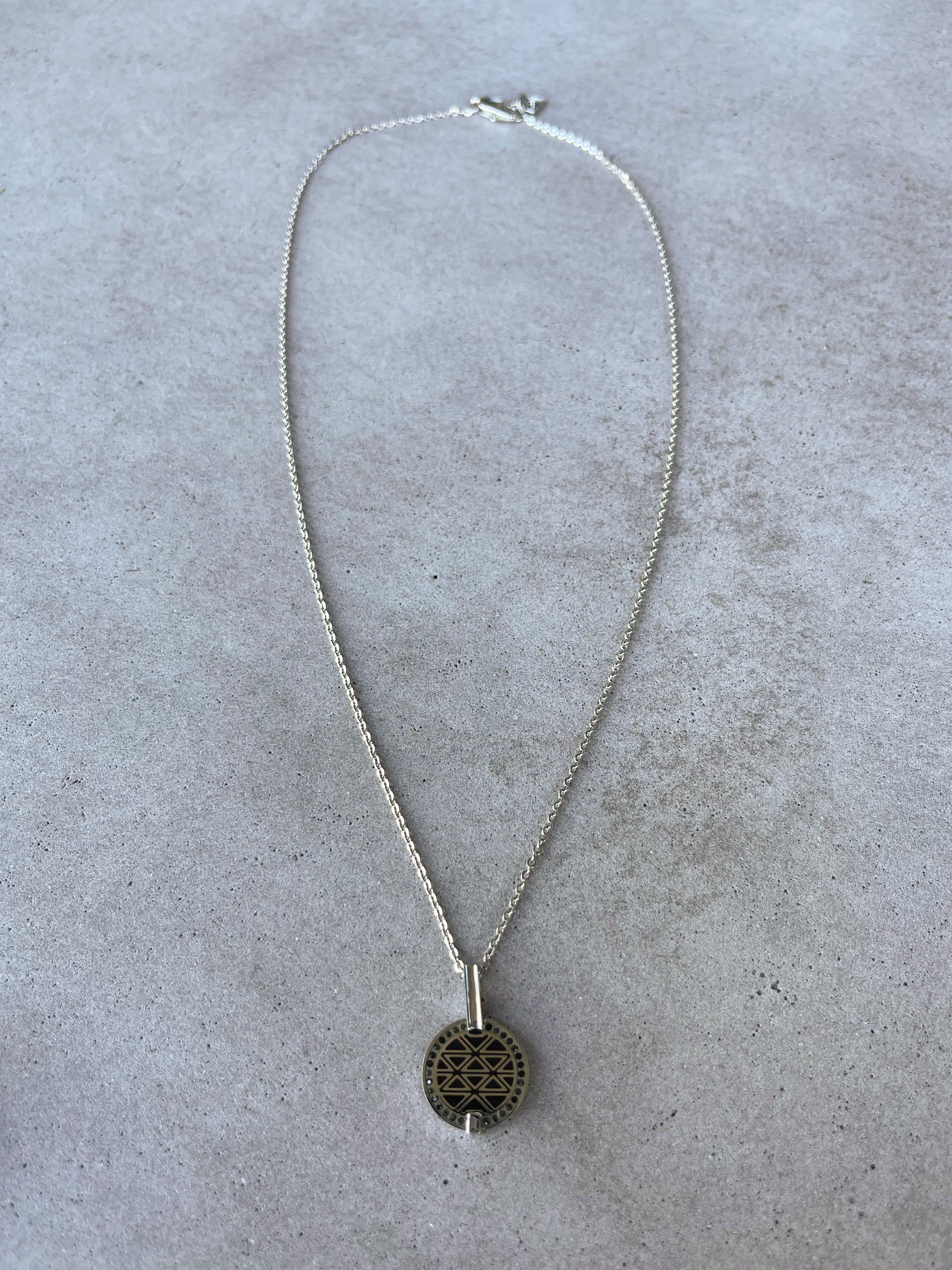 Inner circle necklace deals